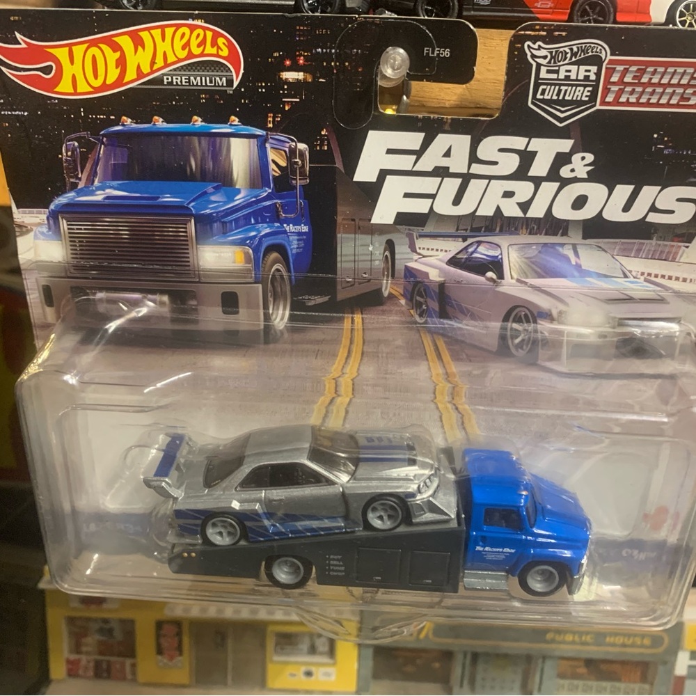 Hot Wheels Fast & Furious Team Transport Super Silhouette Nissan Skyline